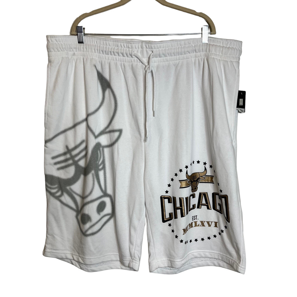 NBA Mens Jersey Knit Shorts Size 4XL Chicago Bulls White Gold New with Tags